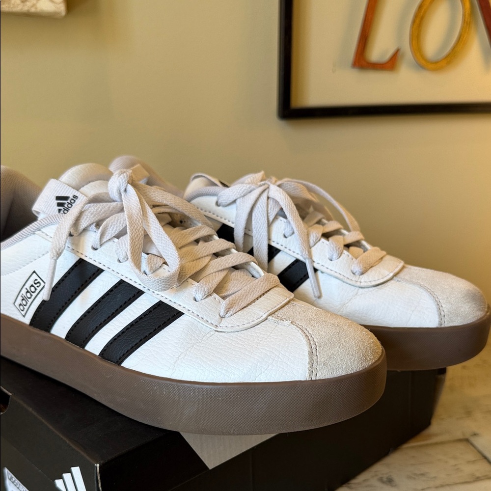 Adidas Women’s VL Court 3.0 Sneakers - Picture 3 of 15